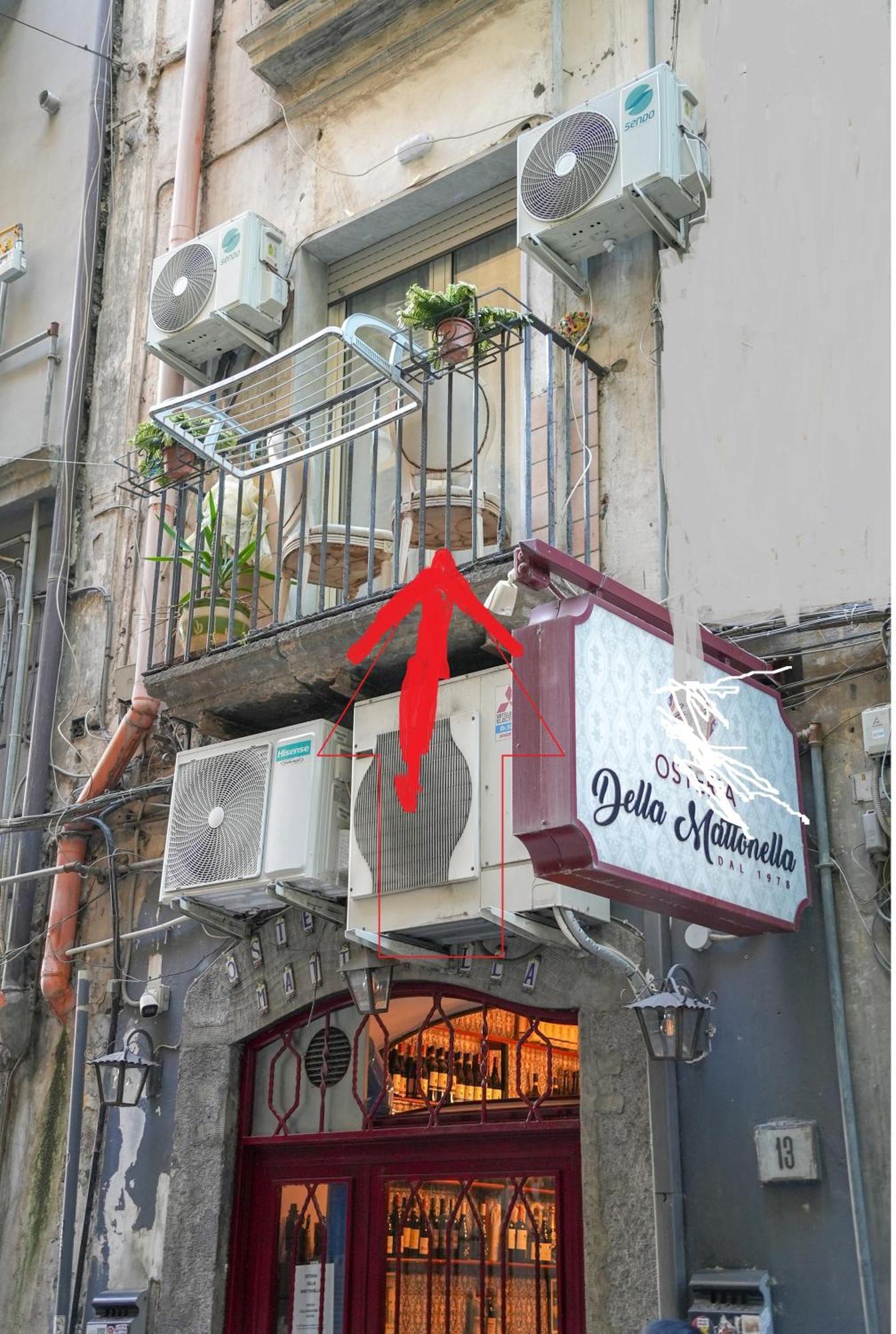 Casa Vacanza Al Centro Di Napoli A' Fenestrella Ngoại thất bức ảnh